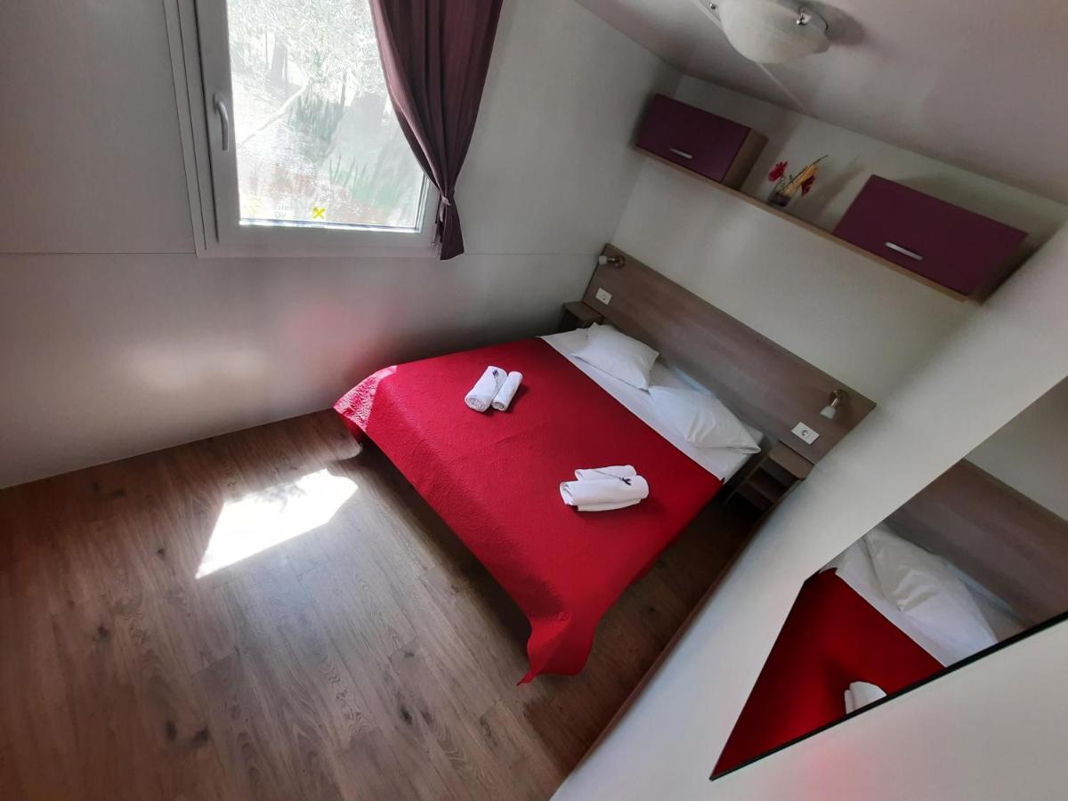Kamp Rujno 호텔 스타리그라드 파클레니차 외부 사진